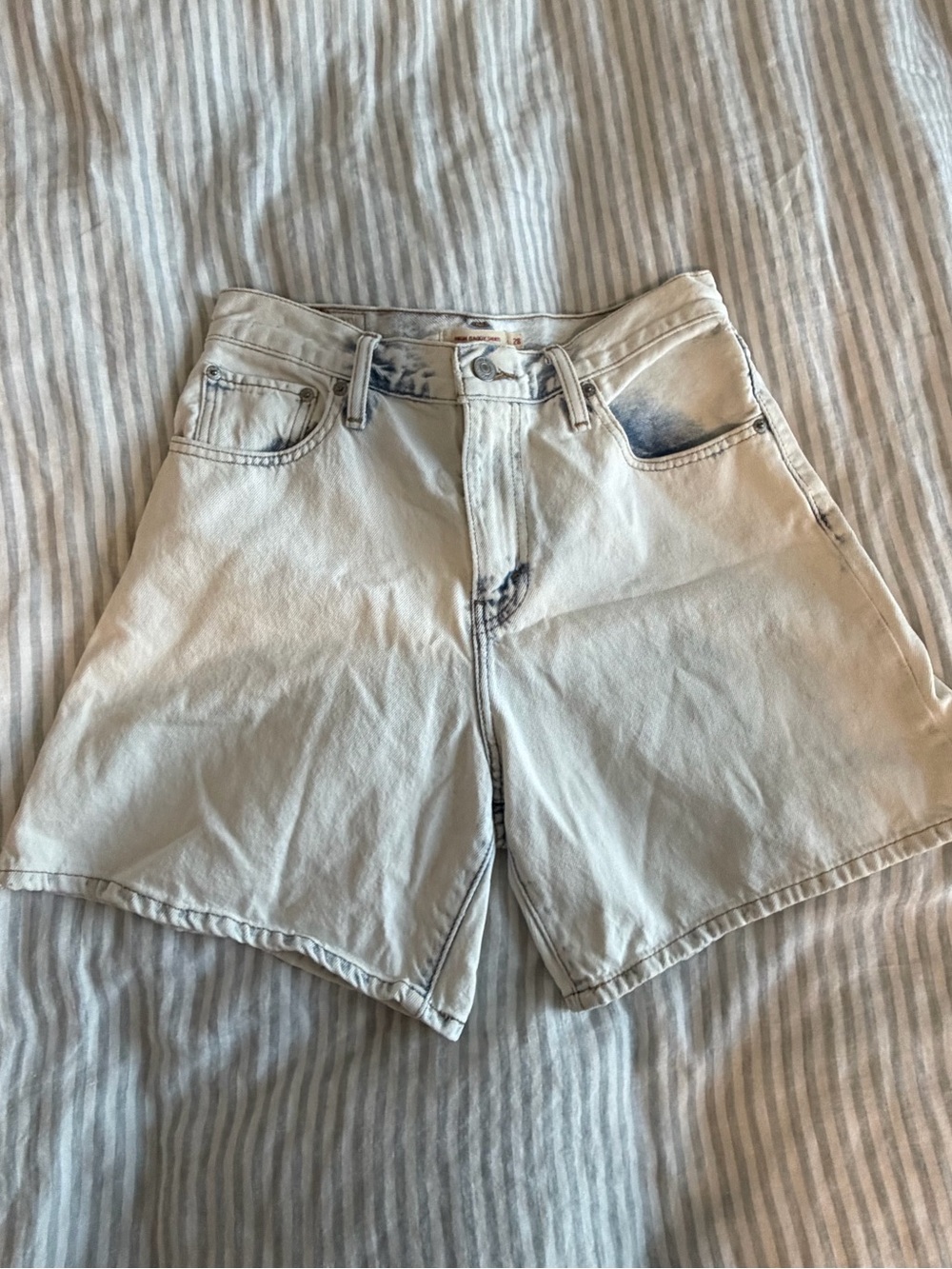 Levi’s High Baggy Denim Short Size 28